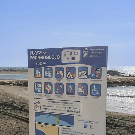 Апартаменты Cubo's Sea House Pedregalejo Малага